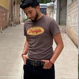 Meet your Posher, Sergio